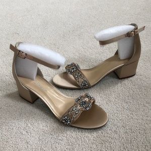 NWB Betsey Johnson Mel Dress Heeled Sandal